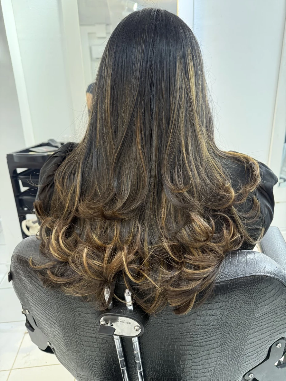 Foto 48:  — Hair Club Concept 