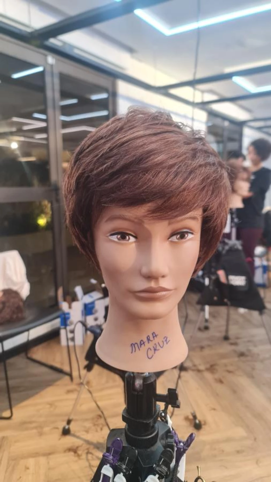 Foto 4:  — Hair Club Concept 